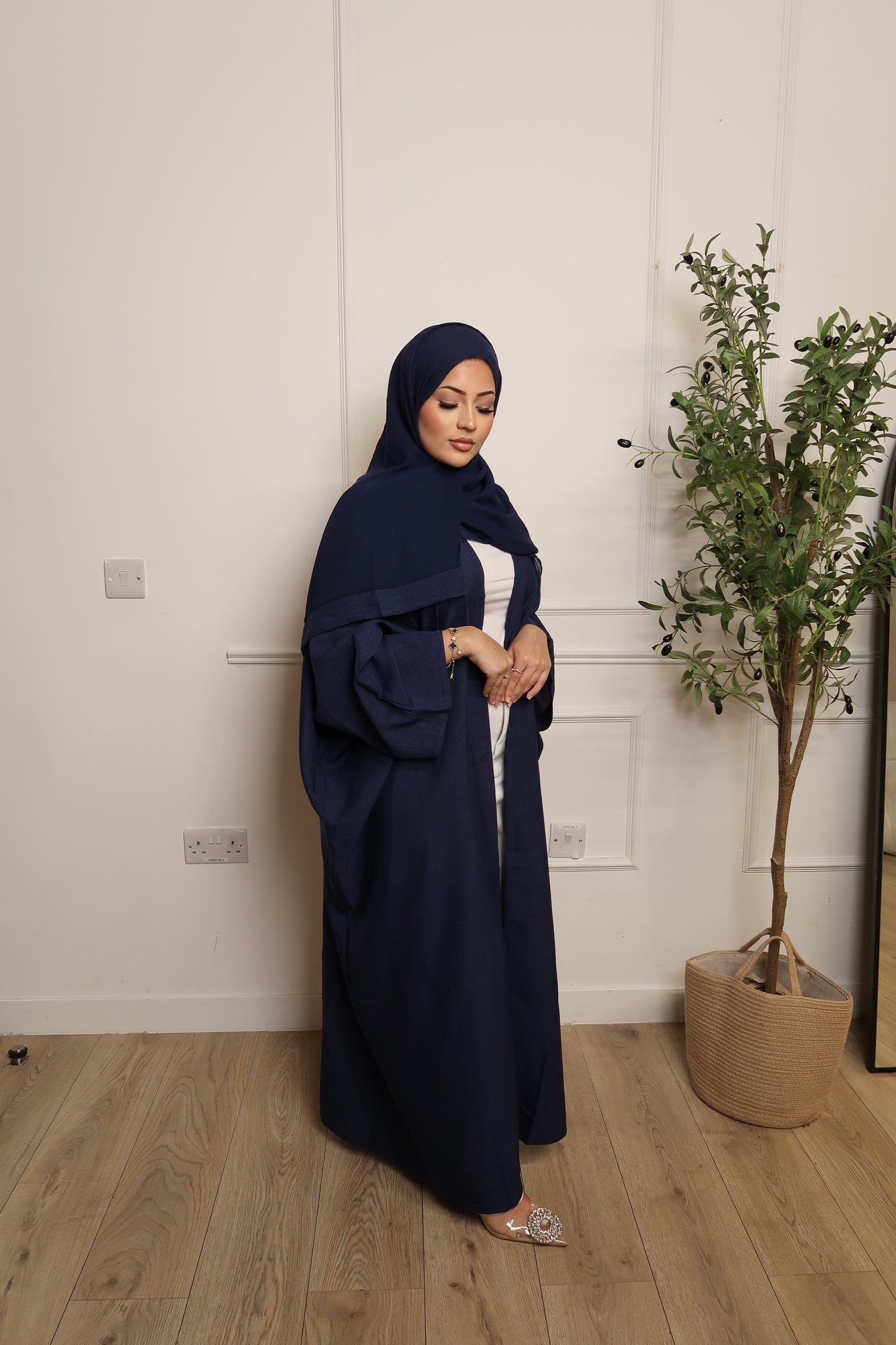 Navy Linen Abaya