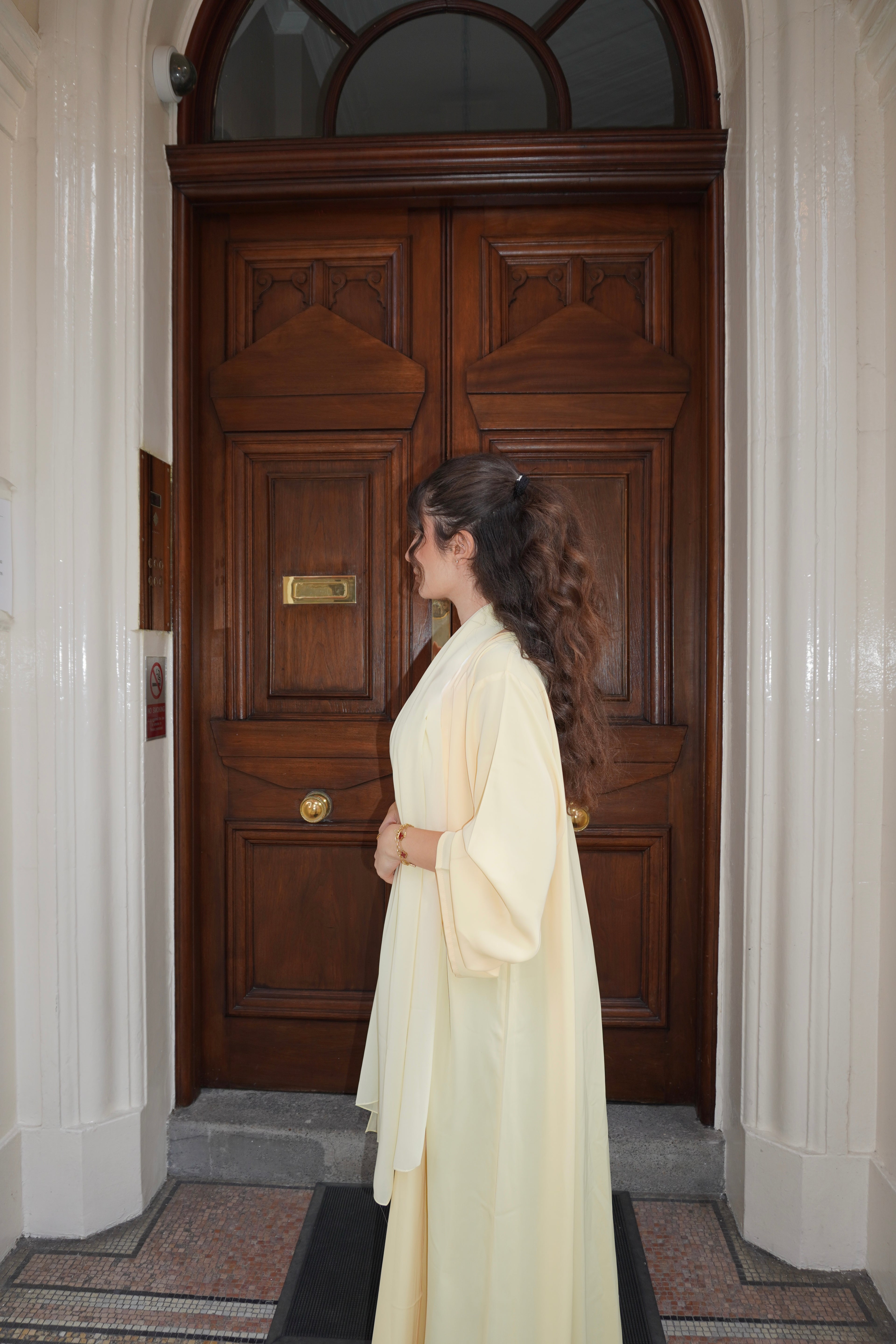 Butter yellow essential
