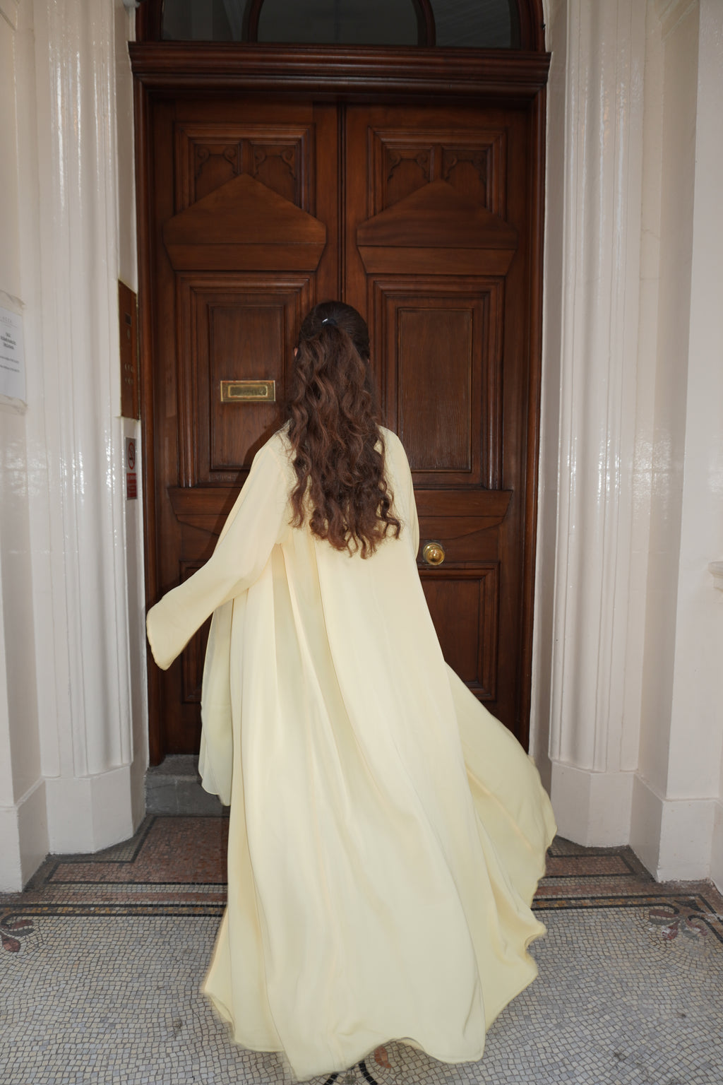 Butter yellow essential