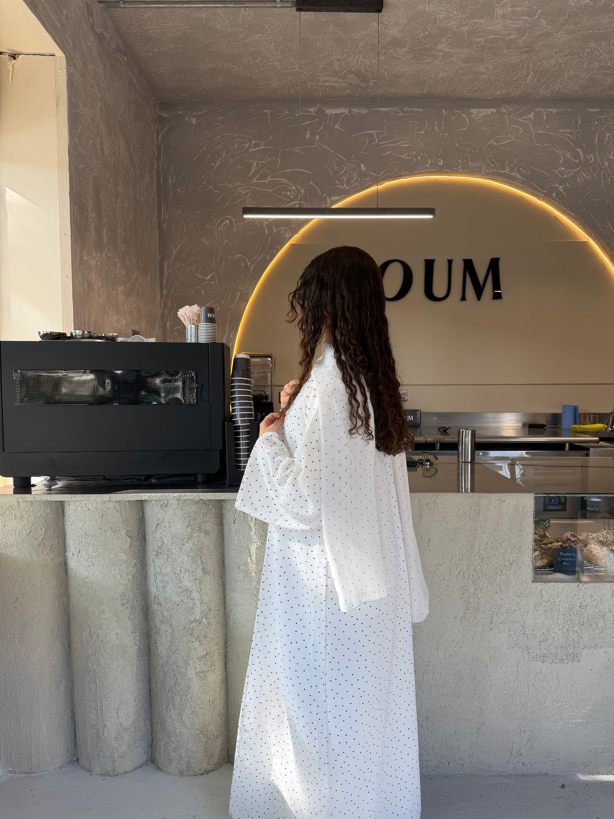 Ivory Dot Abaya