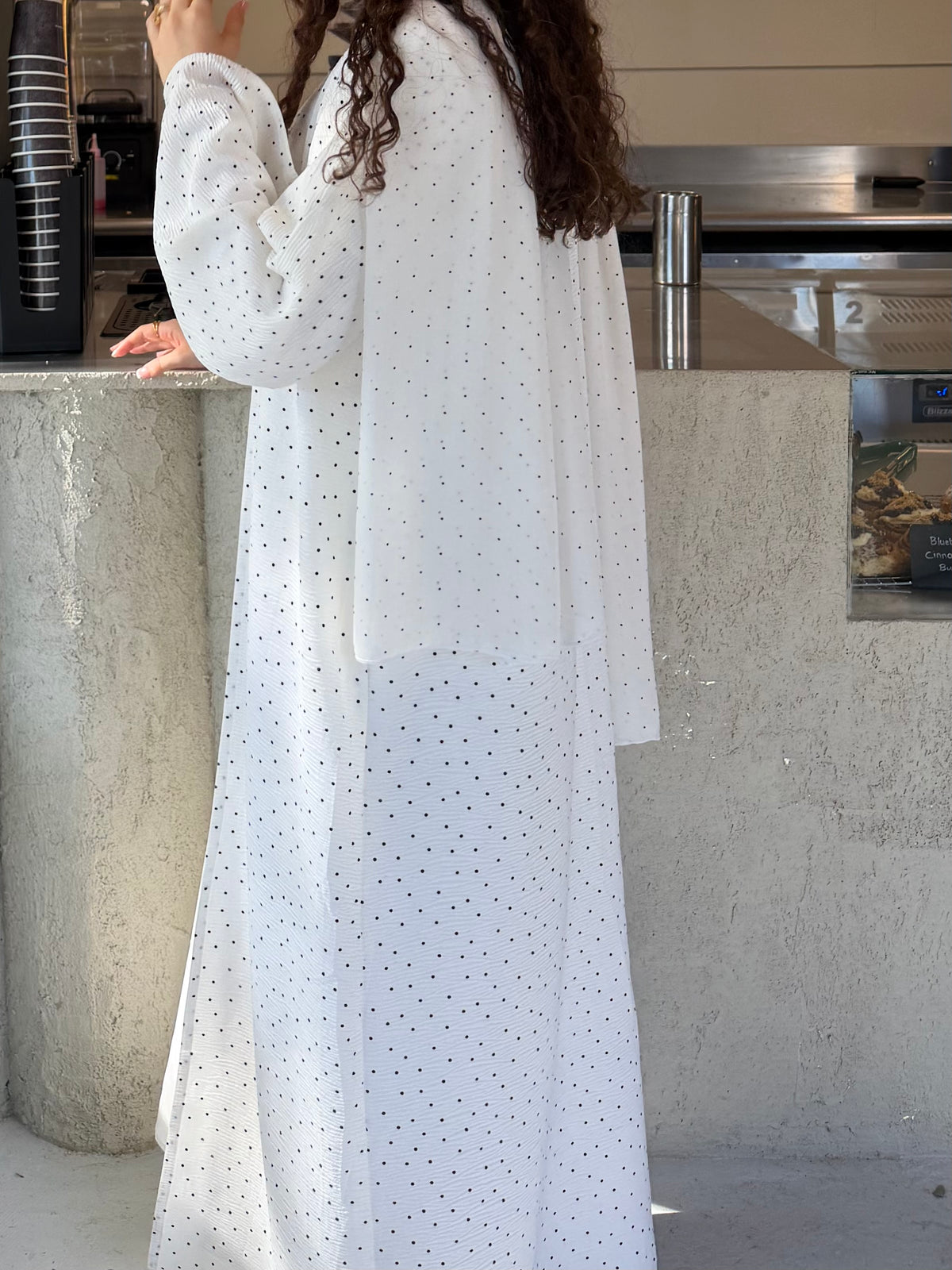 Ivory Dot Abaya